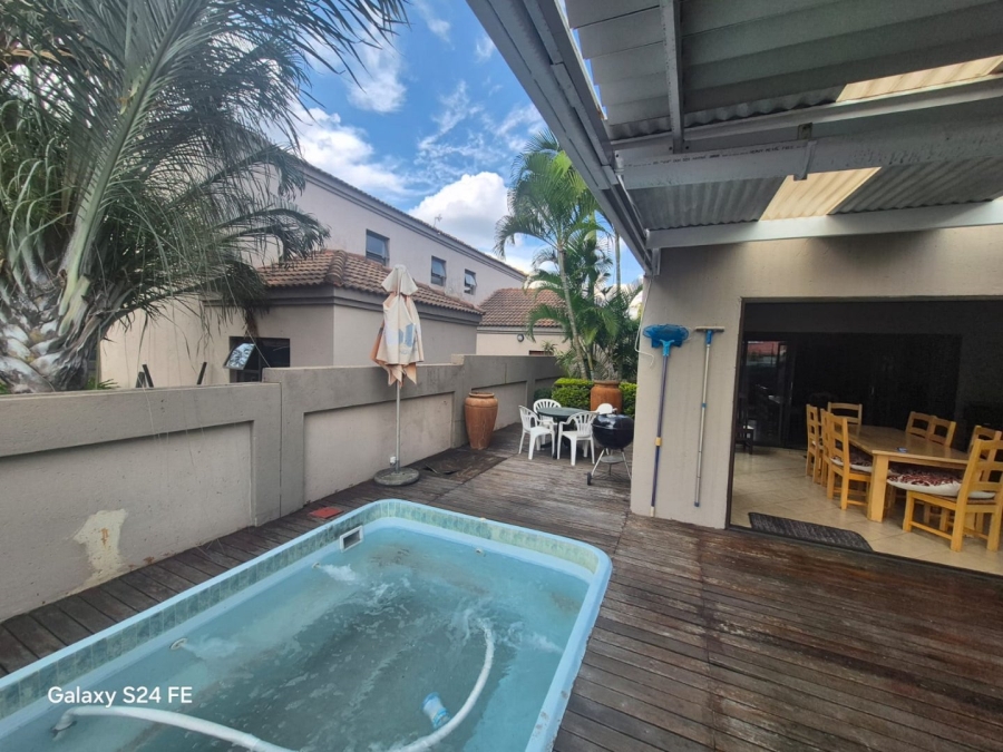 3 Bedroom Property for Sale in Safari Gardens North West